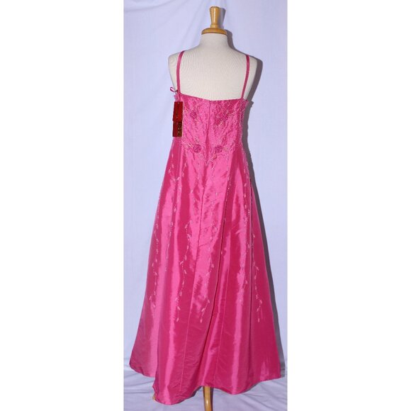 MayQueen #444 Beaded Taffeta Plus Size Prom Gown-Size 3X-FUCHSIA-NWT - Picture 2 of 5